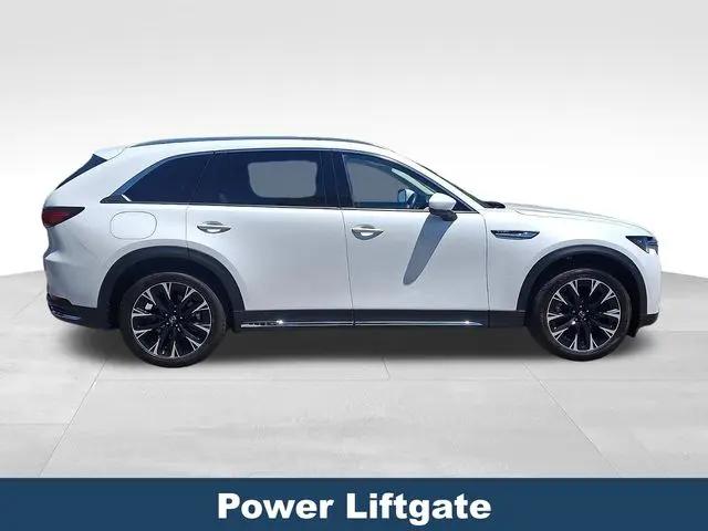 2024 Mazda X-90 Premium Plus