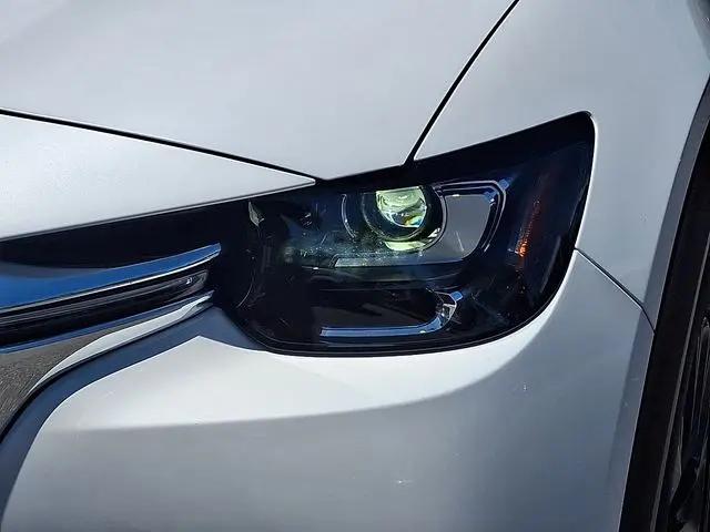 2024 Mazda X-90 Premium Plus