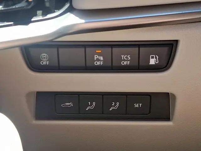 2024 Mazda X-90 Premium Plus