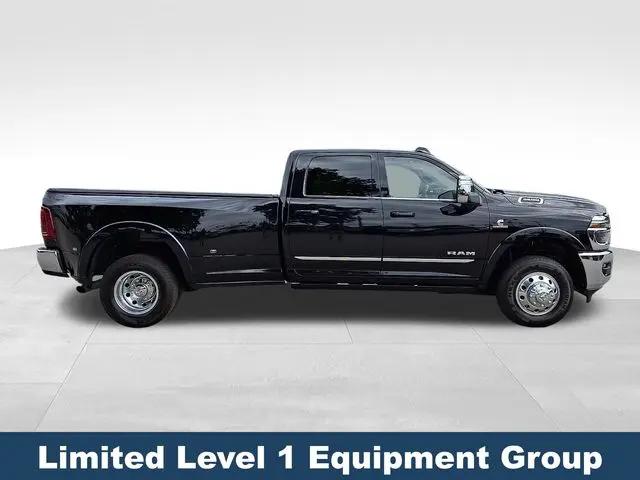 2025 Ram 3500 Limited Crew Cab 4x4 8' Box