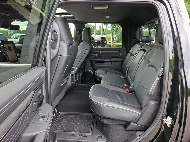 2025 Ram 3500 Limited Crew Cab 4x4 8' Box