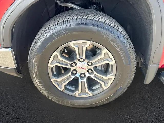 2026 GMC Sierra 1500 Crew Cab, Short Bed, SLT, 4WD