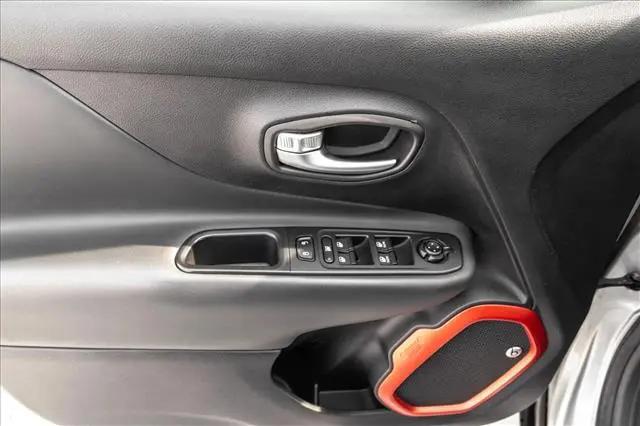 2019 Jeep Renegade Trailhawk 4x4