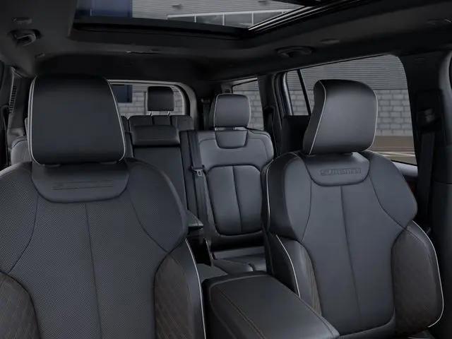 2026 Jeep Grand Cherokee L Summit 4x4