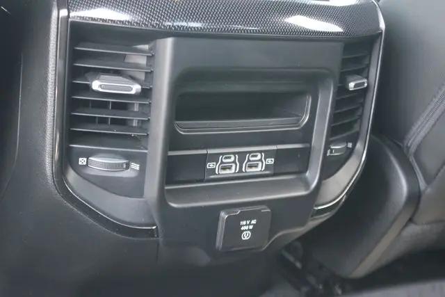 2021 Ram 1500 Big Horn Crew Cab 4x4 5'7" Box