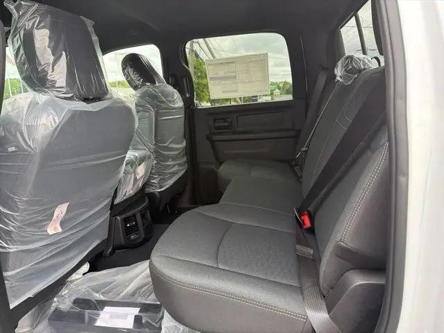 2026 Ram 2500 Black Express Crew Cab 4x4 64 Box