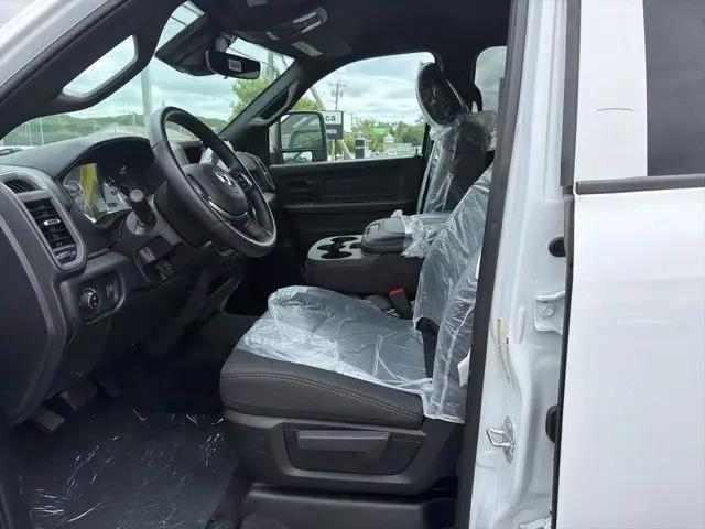 2026 Ram 2500 Black Express Crew Cab 4x4 64 Box
