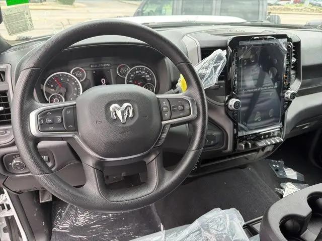 2026 Ram 2500 Black Express Crew Cab 4x4 64 Box