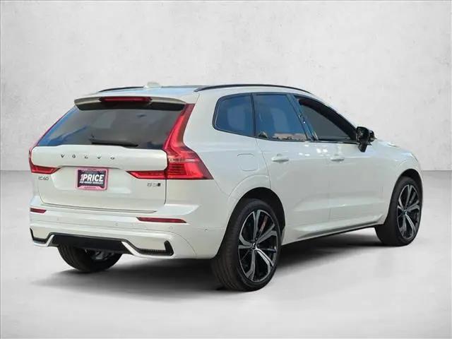 2025 Volvo XC60 B5 Ultra