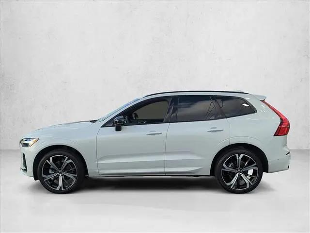 2025 Volvo XC60 B5 Ultra