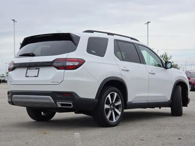 2023 Honda Pilot AWD Elite