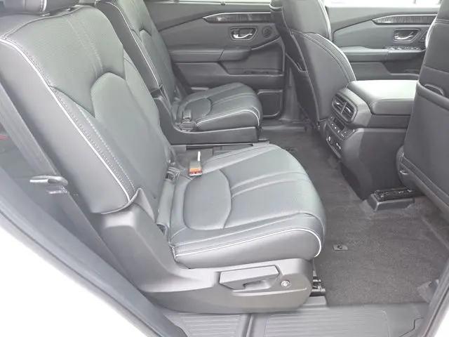 2023 Honda Pilot AWD Elite