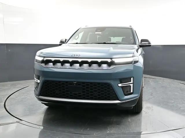2026 Jeep Grand Wagoneer Limited Altitude 4x4