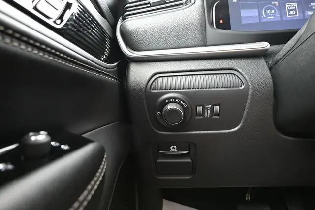 2026 Jeep Grand Wagoneer Limited Altitude 4x4
