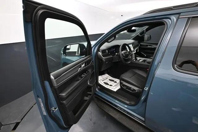 2026 Jeep Grand Wagoneer Limited Altitude 4x4