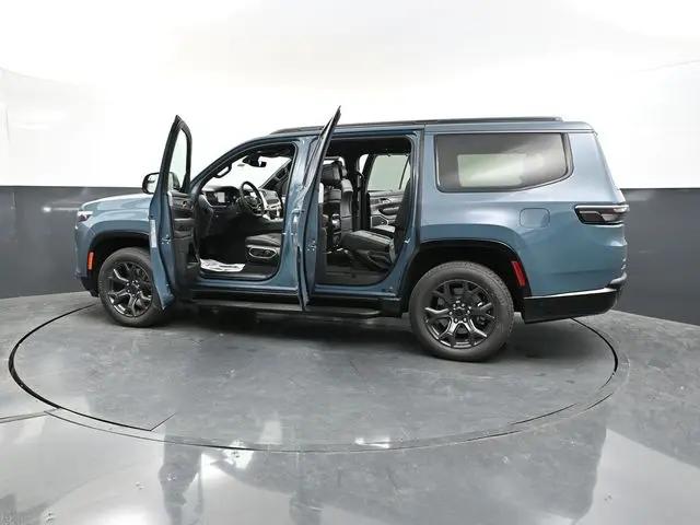 2026 Jeep Grand Wagoneer Limited Altitude 4x4