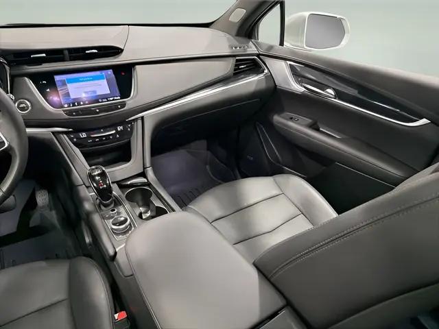 2020 Cadillac XT5 FWD Premium Luxury