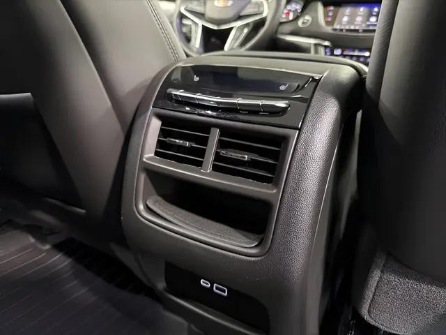 2020 Cadillac XT5 FWD Premium Luxury