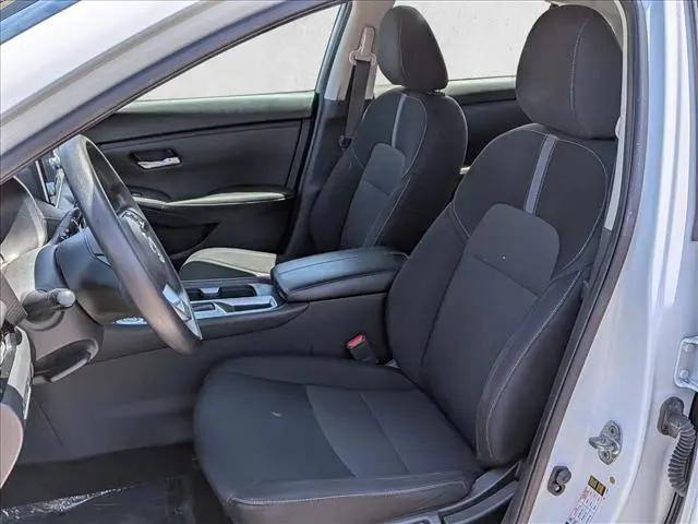 2023 Nissan Sentra SV Xtronic CVT