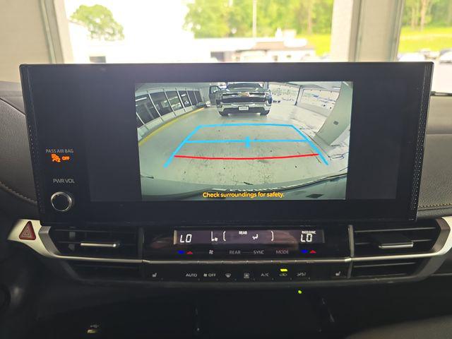 2025 Toyota Sienna Woodland Edition