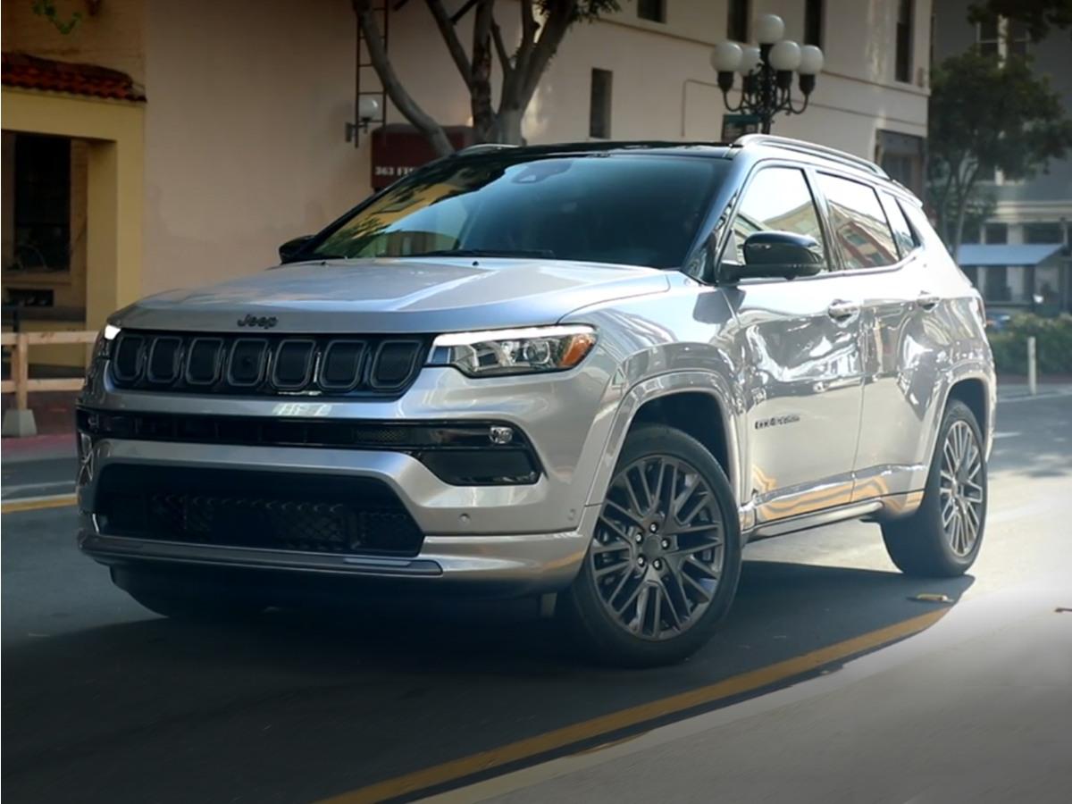 2022 Jeep Compass Latitude's photo