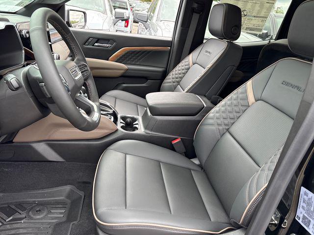 2026 GMC Canyon Denali, 4WD