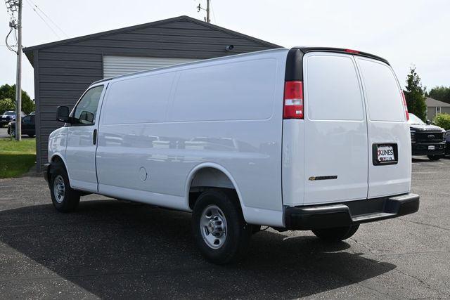 2026 Chevrolet Express Cargo Van 2500 Extended Wheelbase, WT, RWD