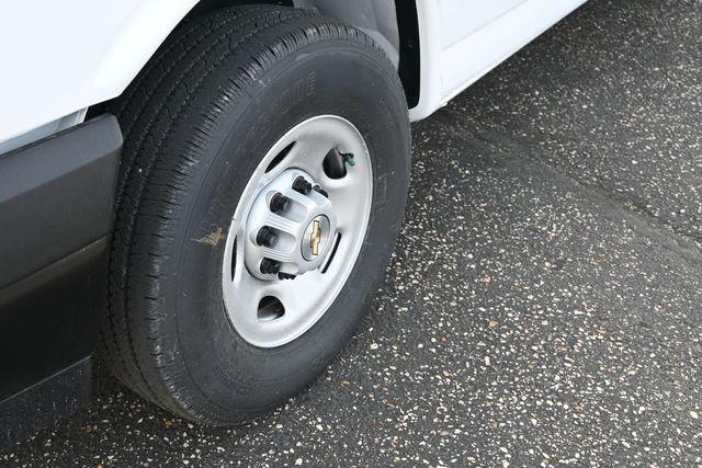 2026 Chevrolet Express Cargo Van 2500 Extended Wheelbase, WT, RWD