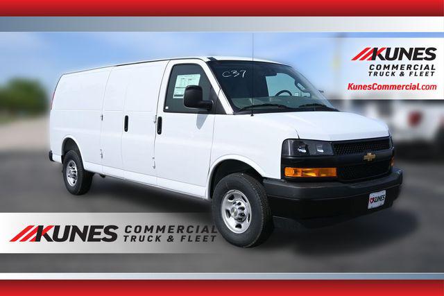 2026 Chevrolet Express Cargo Van 2500 Extended Wheelbase, WT, RWD for sale in Delavan, WI