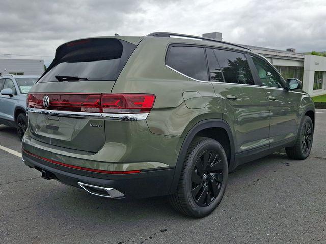 2026 Volkswagen Atlas SE with Technology