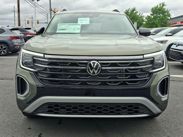 2026 Volkswagen Atlas Peak Edition