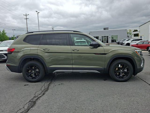 2026 Volkswagen Atlas Peak Edition