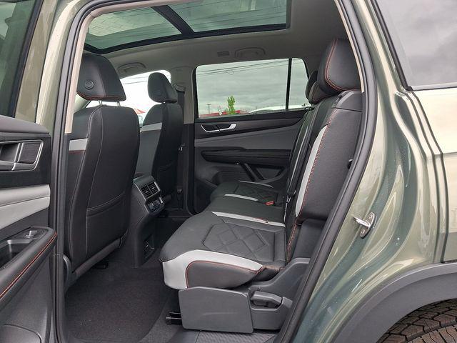 2026 Volkswagen Atlas Peak Edition