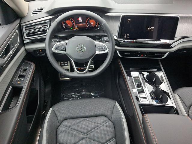 2026 Volkswagen Atlas Peak Edition