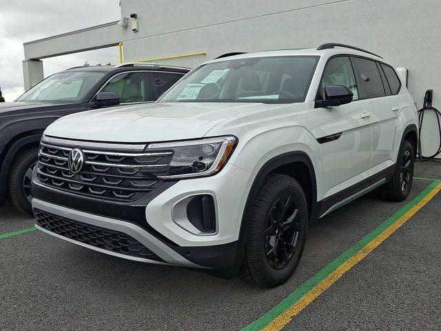 2026 Volkswagen Atlas Peak Edition