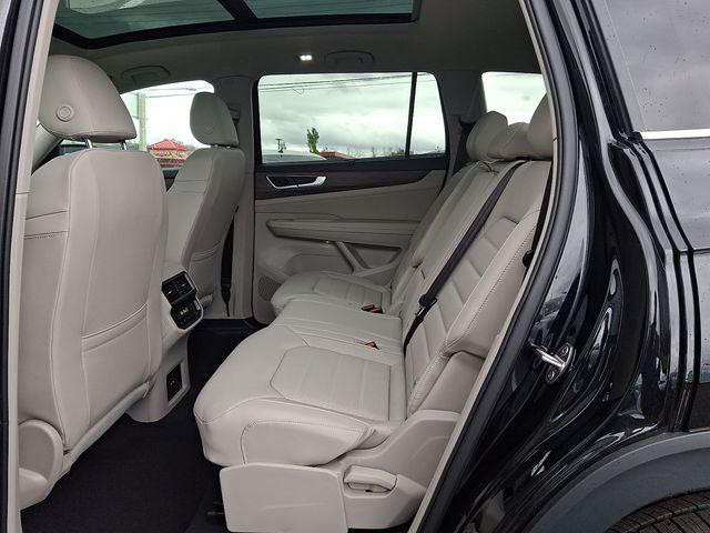 2026 Volkswagen Atlas SEL