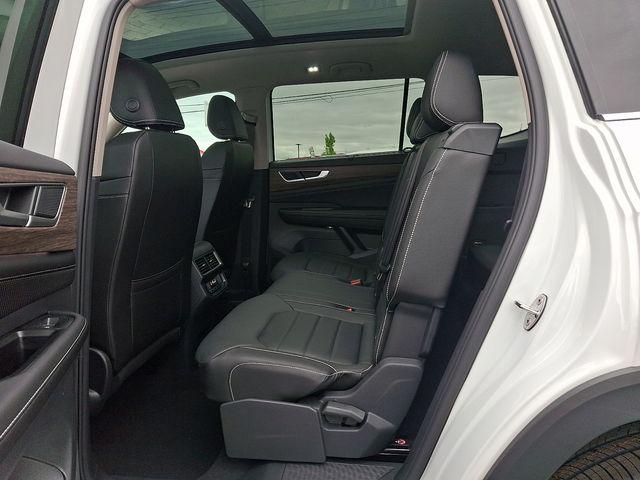 2026 Volkswagen Atlas SEL