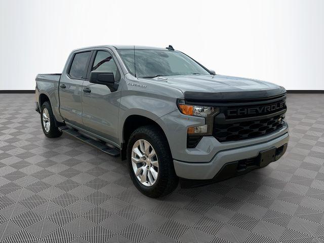 2025 Chevrolet Silverado 1500 Custom 4X4 Crew Cab Short Box's photo