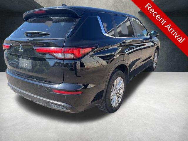 2023 Mitsubishi Outlander ES 2.5 2WD