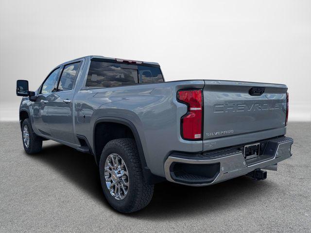 2026 Chevrolet Silverado 2500HD Crew Cab, Standard Bed, LTZ, 4WD
