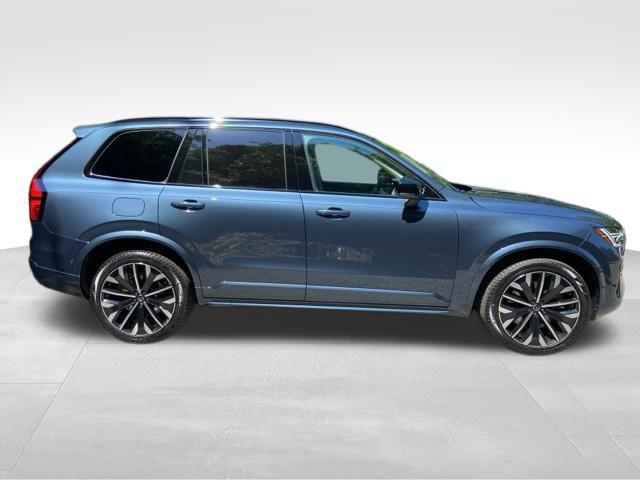 2026 Volvo XC90 Plug-In Hybrid Ultra Dark Theme, T8 AWD, Electric/Gasoline, 6 Seats