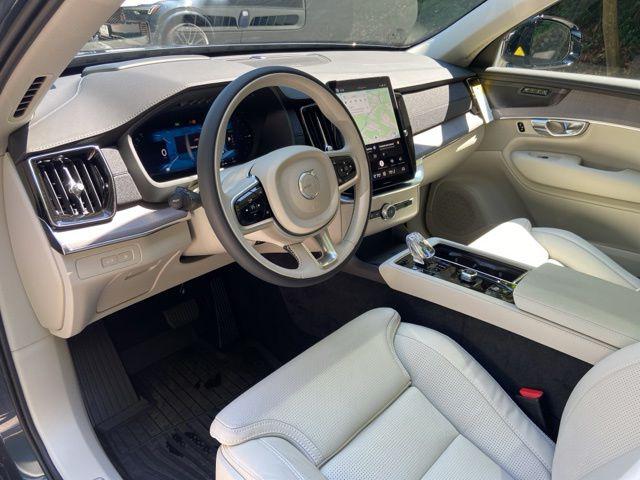2026 Volvo XC90 Plug-In Hybrid Ultra Dark Theme, T8 AWD, Electric/Gasoline, 6 Seats