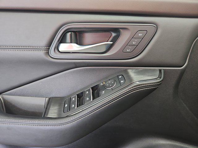 2023 Nissan Rogue SL Intelligent AWD