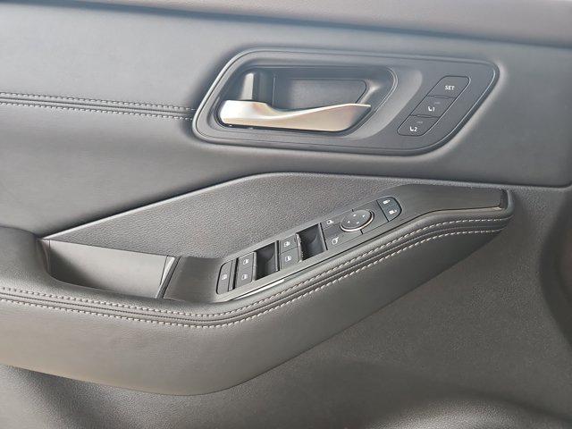 2023 Nissan Rogue SL Intelligent AWD