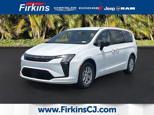 2027 Chrysler Pacifica Select for sale in Bradenton, FL
