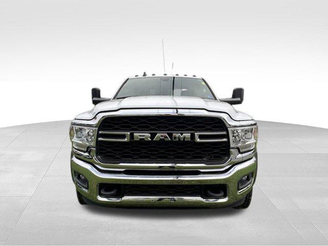 2022 Ram 5500 Tradesman/SLT/Laramie/Limited
