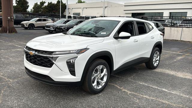 2026 Chevrolet Trax FWD LS