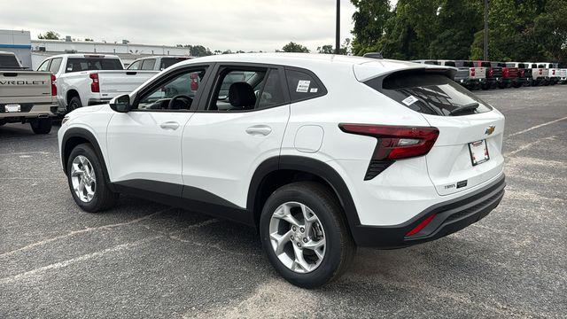 2026 Chevrolet Trax FWD LS