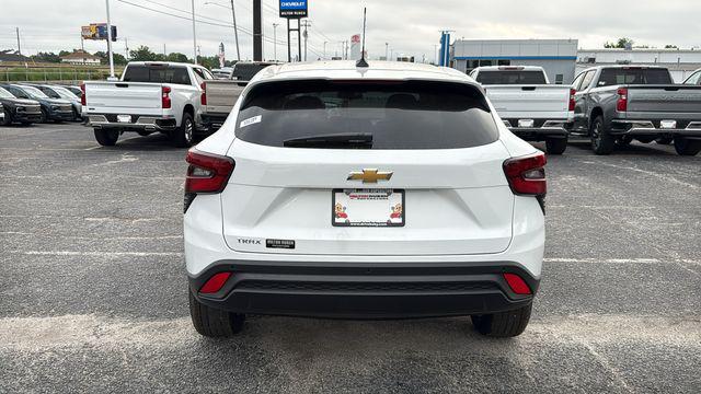 2026 Chevrolet Trax FWD LS