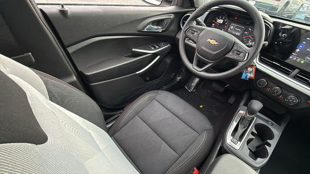 2026 Chevrolet Trax FWD LS